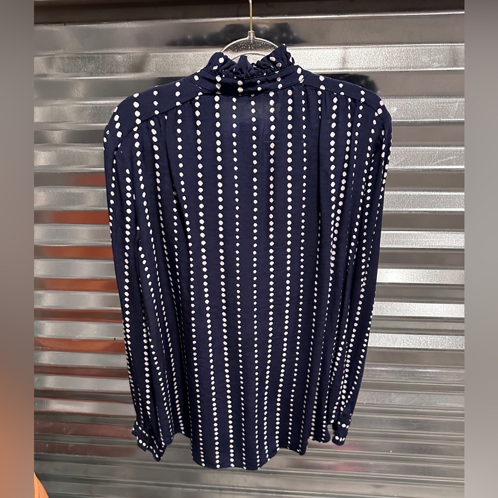 Ann Taylor Midnight Blue Blouse with White Dots woman’s size small - Picture 4 of 4